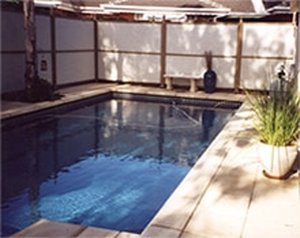 Resort-style pool surround paving
