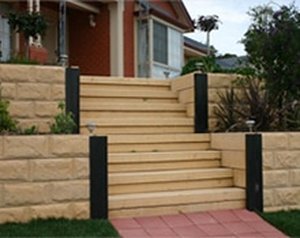 Curved garden steps, Marion